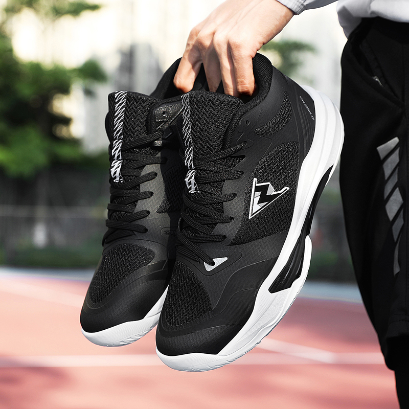 New Sports Shoes for Men and W - đánh giá và giá Table Tennis Basic